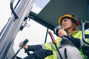 women-in-construction-300x200.jpg